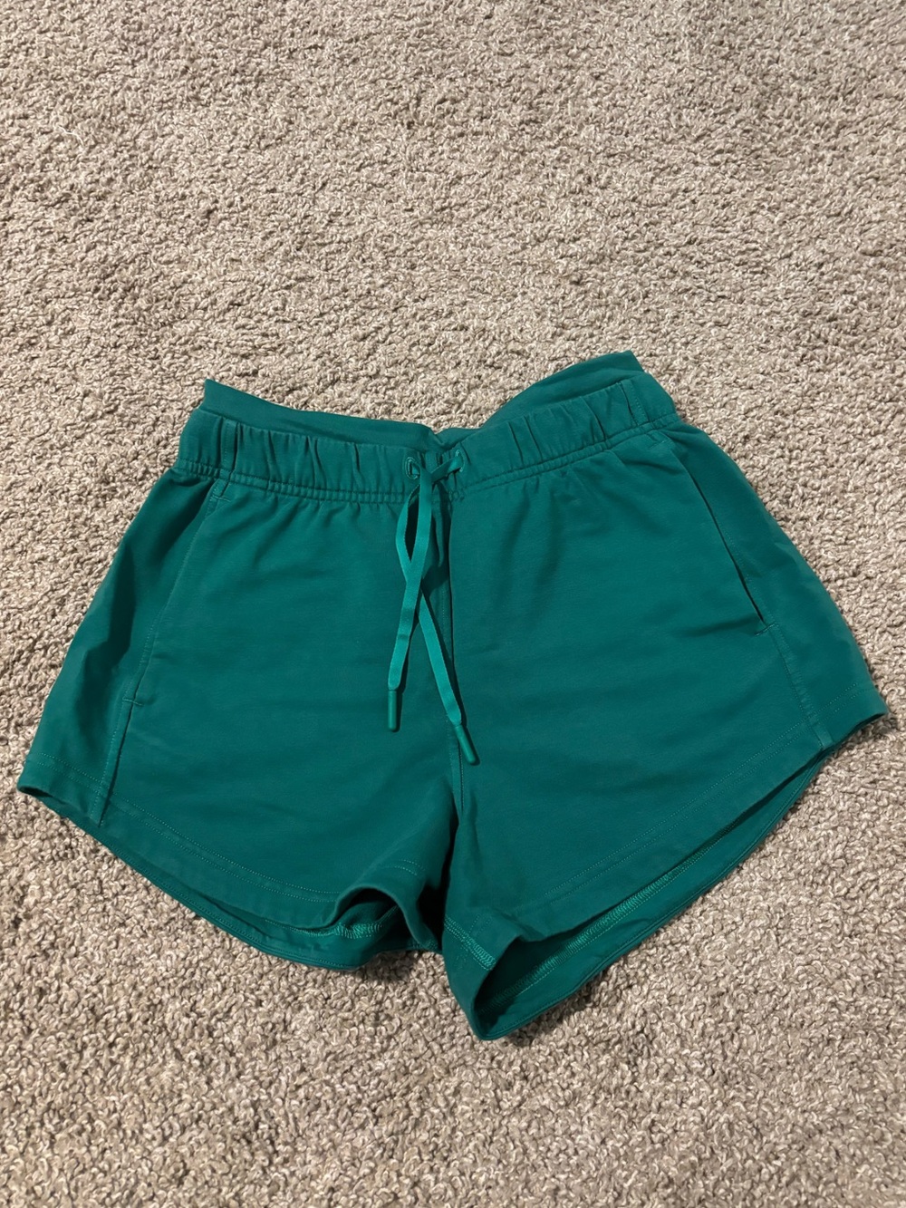 lululemon inner glow shorts